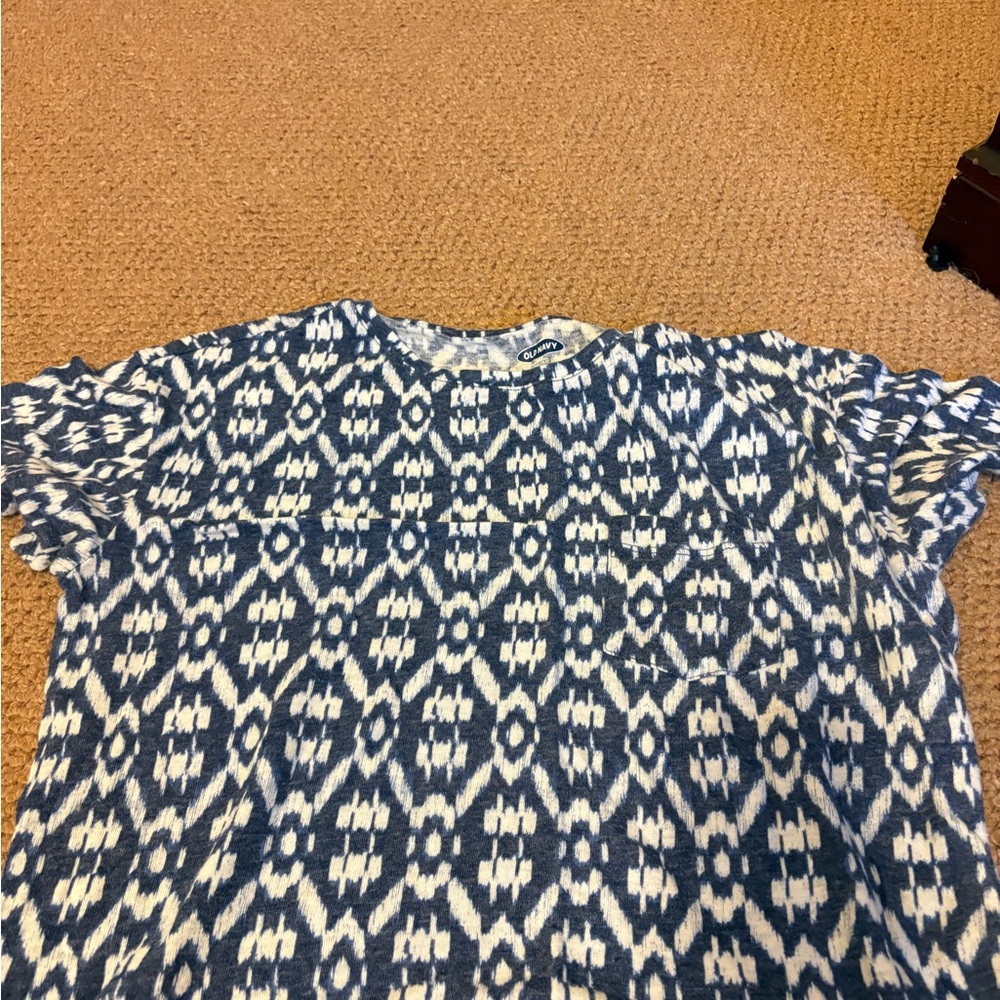 Old Navy Blue and White Boxy Short Sleeve Tee